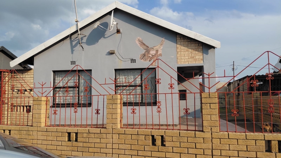 3 Bedroom Property for Sale in Zamdela Free State